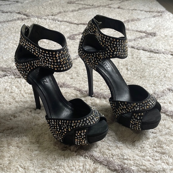 ✨Schutz Heels✨ - Picture 1 of 12